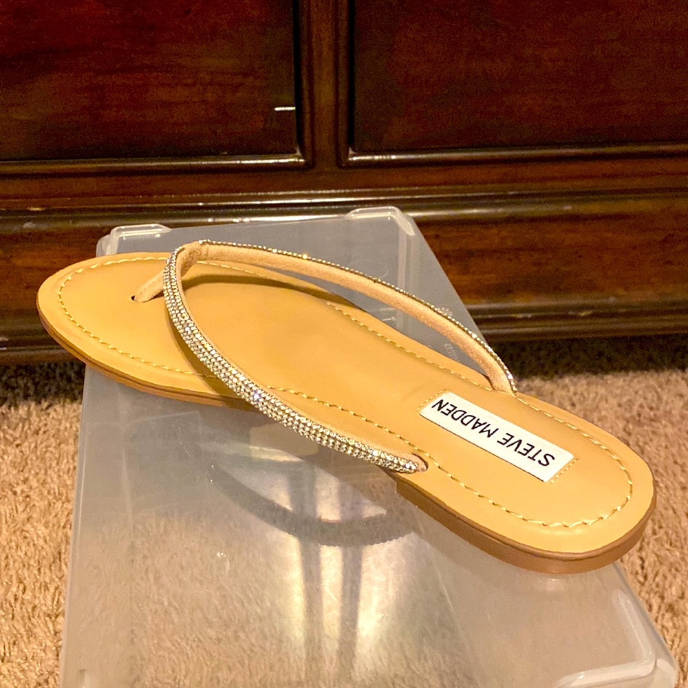 Steve Madden Gleaming/GLEA02S1 Size 9 Brand New & Never Worn